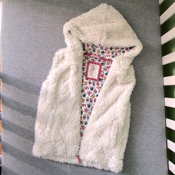 Mini Boden Other - Mini Boden Furry Fleece Vest